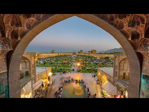 Isfahan, The City That Encompasses Half The World #isfahan #esfahan #iran🇮🇷 #iranian #shorts #short