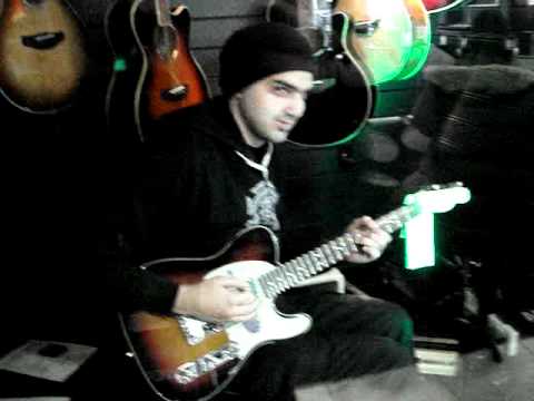 Fender Telecaster Deluxe - Anthimos Manti test in London Musicstore