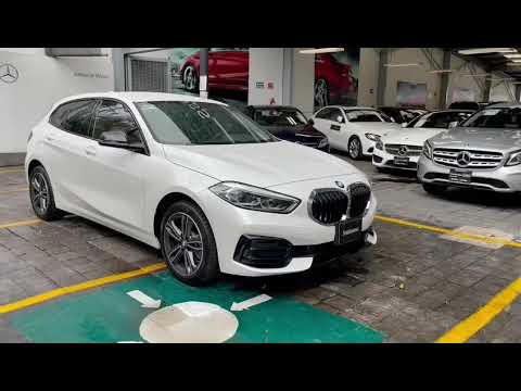 BMW 118i SPORT LINE 2020.