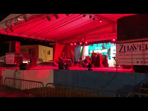 Elite Bacchanal Daddy E performing new dance at Band Clash 2018