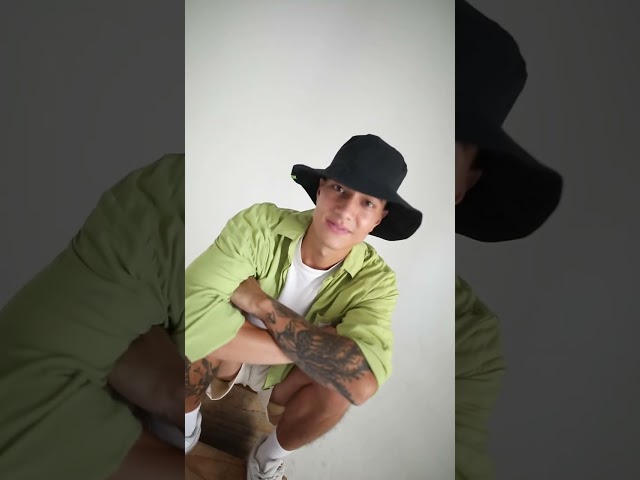 Vídeo relacionado con United Labels Calcetines hogar Los Pitufos, punto con forro sherpa, mujer, talla única azul