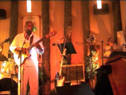 download lagu mp3 mp4 Amazonia Brussel, download lagu Amazonia Brussel gratis, unduh video klip Amazonia Brussel