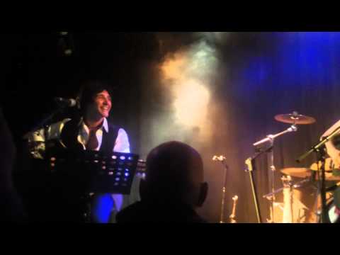 Terry Ilous et Jeff Scott Soto - Face Down in the Gutter + I'll Be Waiting -