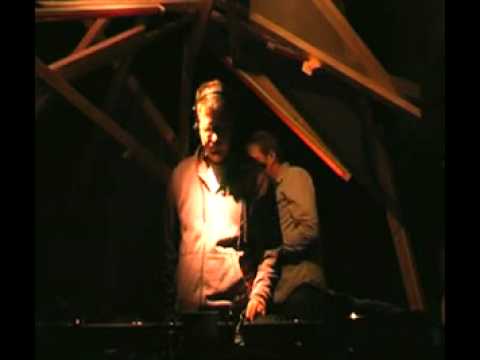 Mood Music Showcase: Sasse and James Flavour @ RTS.FM - 22.10.2010