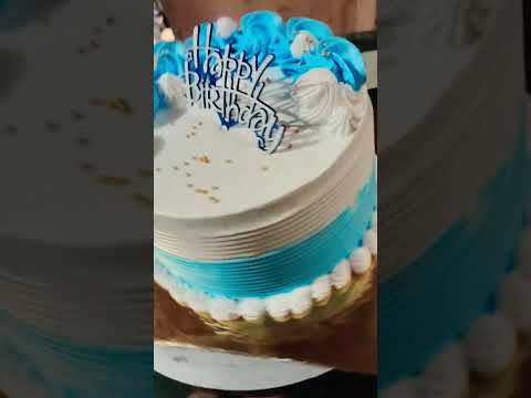 2pound pineapple cake....🍰 made by satendra verma cake chef..... #cakedecorating #cake #birthdaycake