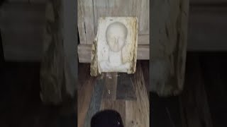 videos de risa  estatuilla en movimiento