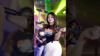 Download lagu Fendik adella Ft Difarina Indra - Gulu Pedot - OM ADELLA#shorts mp3 Download lagu Fendik adella Ft Difarina Indra - Gulu Pedot - OM ADELLA#shorts mp3
