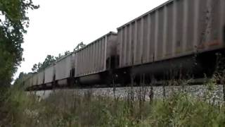 preview picture of video 'CSX TRAIN AT MUNROE FALLS'