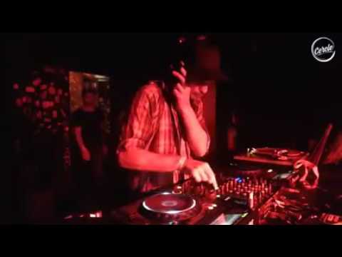 Dj Honesty plays TR028 2Vilas & Toni Moreno - Housetrip (Original Mix)@Cats&Dogs Paris