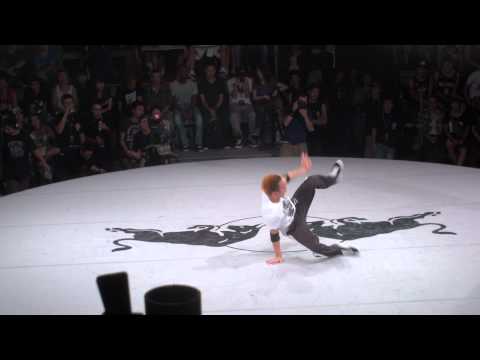 Red Bull BC One 2011 Taiwan Qualifier First Round Taisuke vs Monkey J