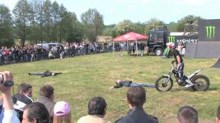 preview picture of video 'Trial Bray Stunt Show 15 mai 2010'