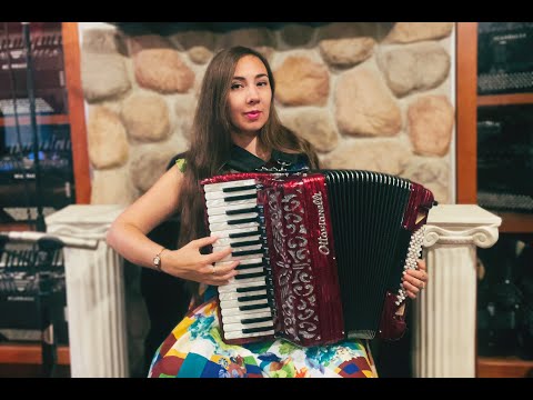 6446 - Certified Pre-Owned Red Ottavianelli Junior II Piano Accordion LMMM 34 72 $3799