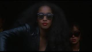 Howling 2 Your Sister is a Werewolf, schnitzel, Bon appetit