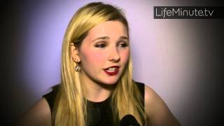 Эбигейл Бреслин, интервью о съемках "Тревожного вызова"