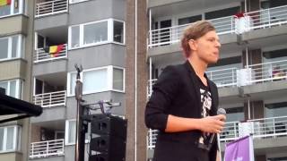 Pieter Van Der Zweep met 'Je neemt me mee' op 5 JAAR ANNE IN BLANKENBERGE 07072014