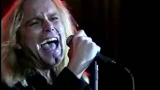 Cheap Trick - 11/18/97, Columbus, OH. from front row!