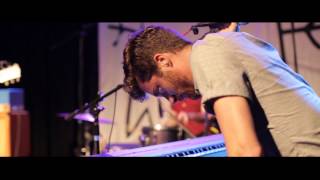 Jukebox the Ghost - &quot;Somebody To Love (Cover)&quot; (LIVE)