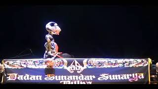 Download lagu Cepot gelut jeng buta Murid Na Gatot Kaca   wayang golek dadan sunandar sunarya mp3
