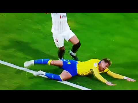 Posible penalti de Gudelj ante el Cádiz CF vs  Sevilla FC