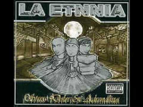 Tres Coronas- filosofos de calle