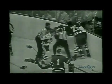 Blackhawks - Maple Leafs brawl 4/10/62