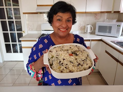Rice and Peas in a Rice Cooker - Mom's Trini Cooking