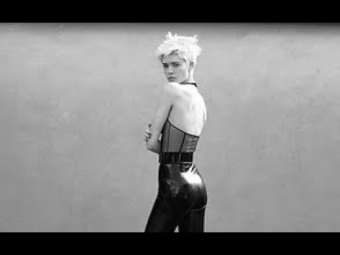 MAIKE INGA Best Model Moments FW 2022 - Fashion Channel