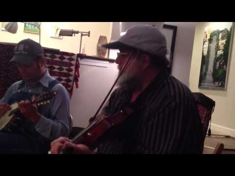 Pickin' Up Peanuts - oldtime fiddle jam