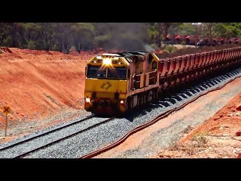 3031 loaded iron ore is at BINDULI  for a crew change. Locos are ACB 4401 & 4403 and NR 1 / AC 4305