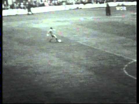 European Cup Winners Cup 1965-1966 Final:Borussia Dortmund x Liverpool PART 1