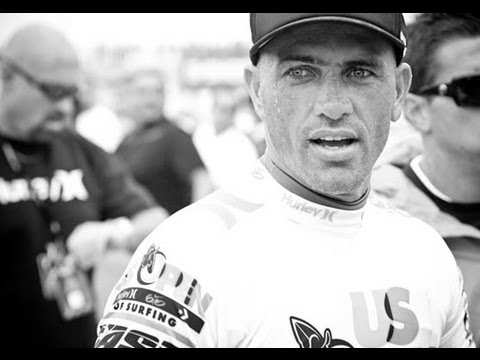 KELLY SLATER AT HURLEY PRO TRESTLES