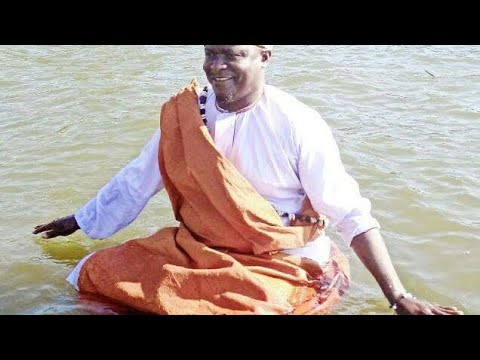 AMAYEMBE AGAKUMA NAMULONDO YO BUTONZI Oba namulondo wobwakatonda