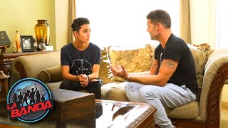 Ricky Martin Visits Joel Pimentel at Home