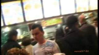 NEWPOINT ESCHERWYSPLATZ  ZÜRICH 2007 - kebab mit scharff BRÖDER (ekremgj)