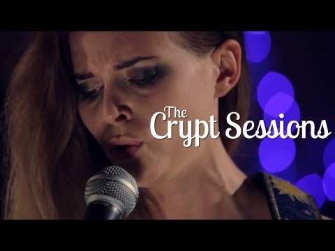 Kyla La Grange - Heavy Stone // The Crypt Sessions