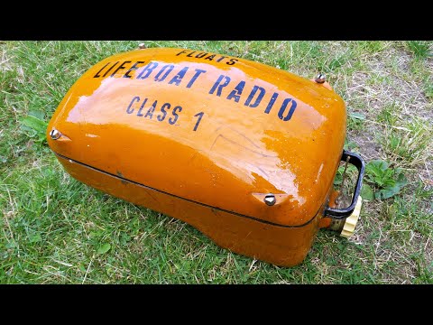Old - Vintage - LifeBoat Radio Przenośna Radiostacja Łodzi Ratunkowej RS101