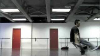 Bluey Robinson - Showgirl Dance Off!