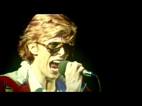 download lagu mp3 mp4 Cracked Actor Live Los Angeles 74, download lagu Cracked Actor Live Los Angeles 74 gratis, unduh video klip Cracked Actor Live Los Angeles 74