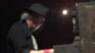 Neil Young &amp; Crazy Horse Live in Cologne 2013 Singer Without A Song (Unreleased new song)