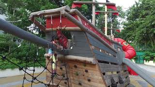 KOMPAN Robinia játszóterek - hajó