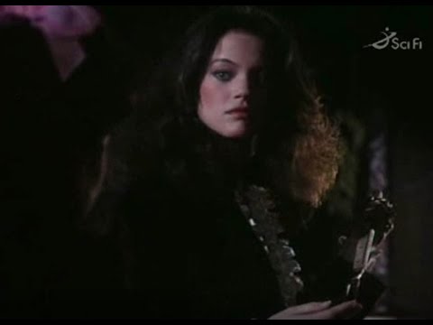 Catfight - Heroine easily overpowers and knocks out evil villainess