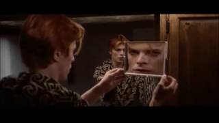 David Bowie - Girl Loves Me