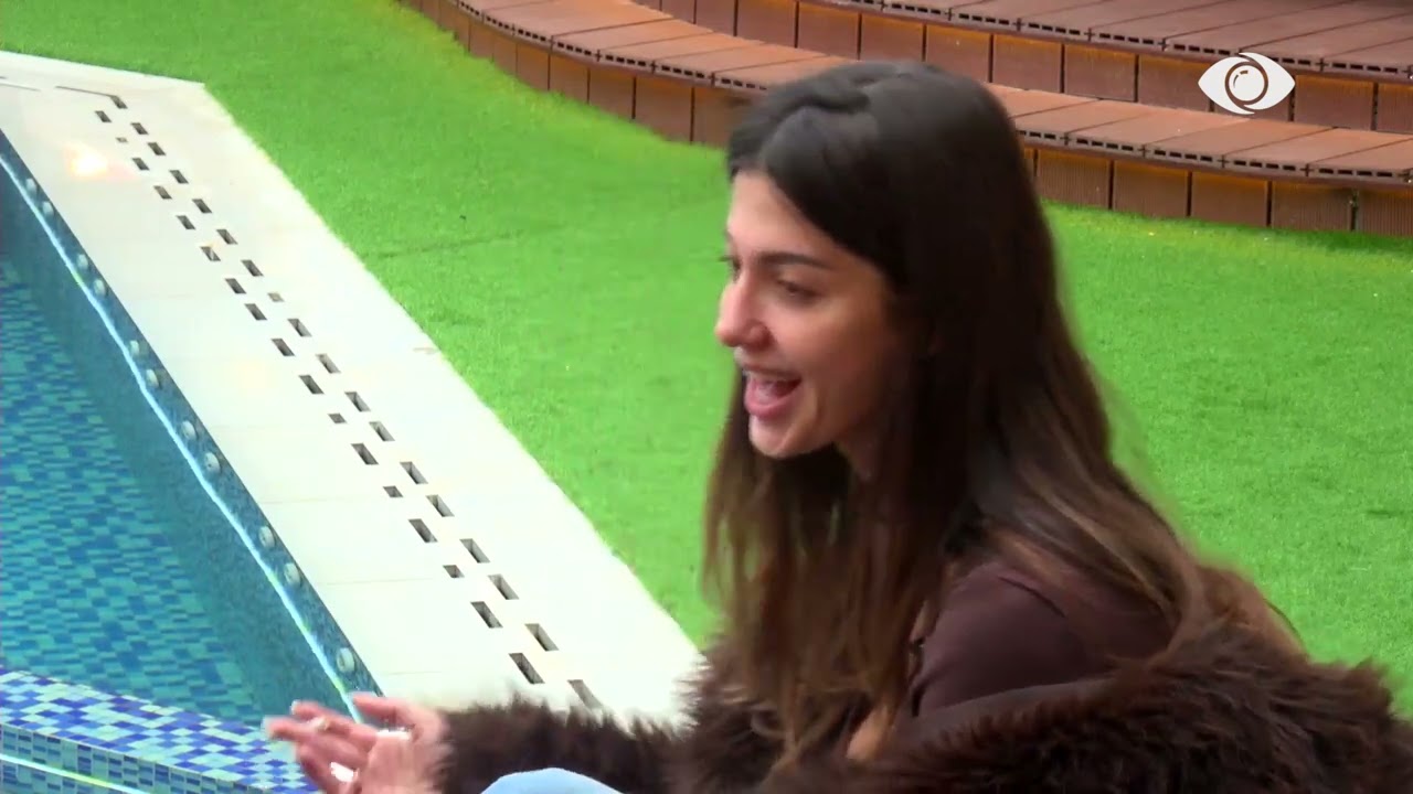 “Më hodhe një akuzë”/ Debat mes Loredanës dhe Valbonës