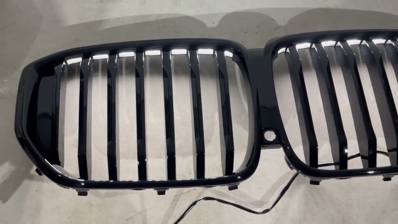 BMW X5 G05 2019–2026 Nieru reste 1 Bar LED (2019-2022, melna spīdīga) Video 1