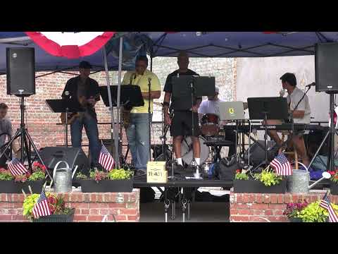 Isnt She Lovely played by Metrospect