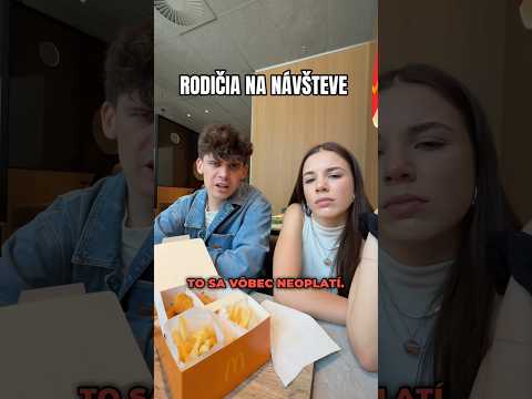 Rodinne chvíľky vedia byť občas pekne NÁROČNÉ😅👀ale neni nič čo by nevyriešila nugetka z mekáču🔥