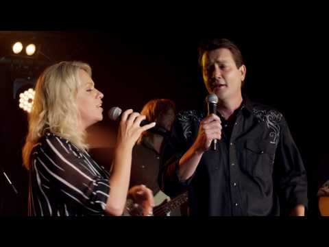 Adam Harvey & Beccy Cole - Anyone Who Isn't Me Tonight