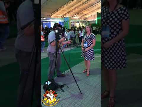 Pra mim está Branquela azeda não dá entrevista ......