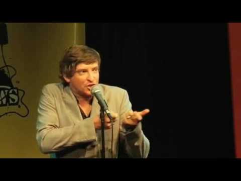 Rhys Darby - Hra na válku