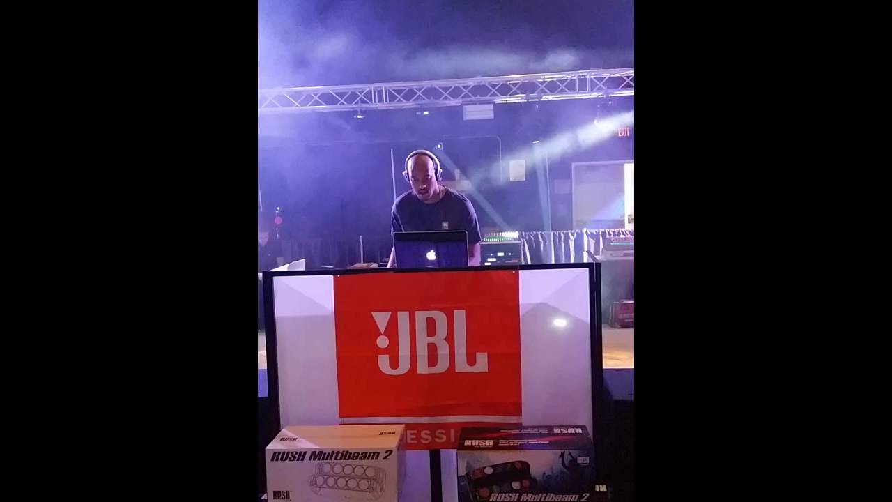 Promotional video thumbnail 2 for Smooth Entertainment